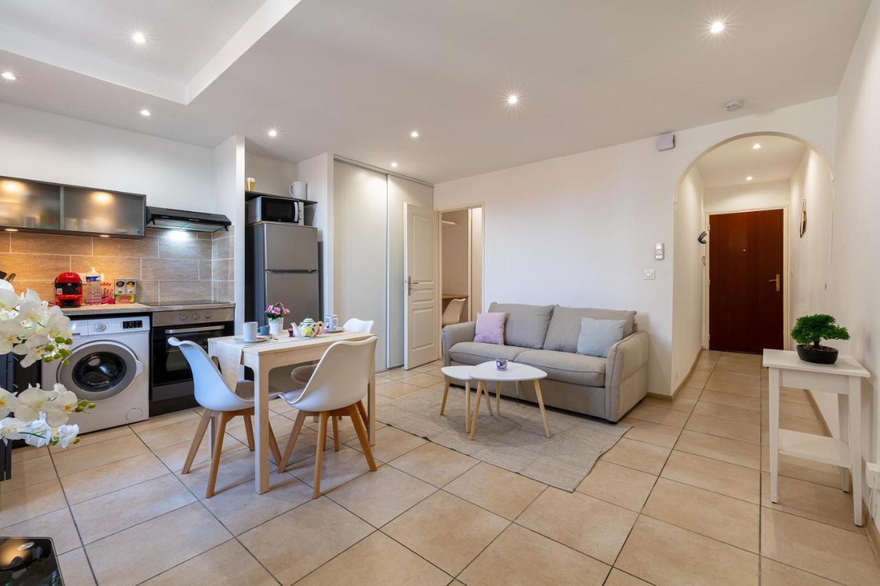 Coeur De Provence - Appt Climatise Apartment Draguignan Exterior photo